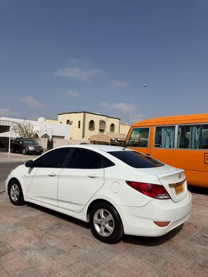 هيونداي اكسنت 2012