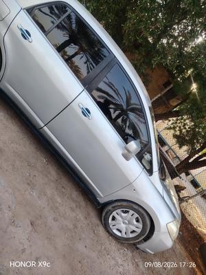 Nissan Tiida 2008
