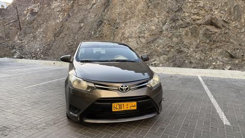 تويوتا ياريس 2015