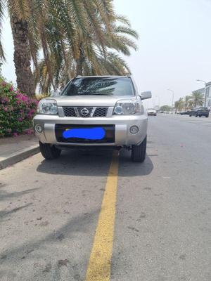 نيسان اكس تريل 2012