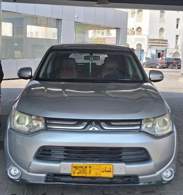 Mitsubishi Outlander 2014