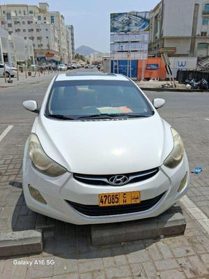 هيونداي إلنترا 2012