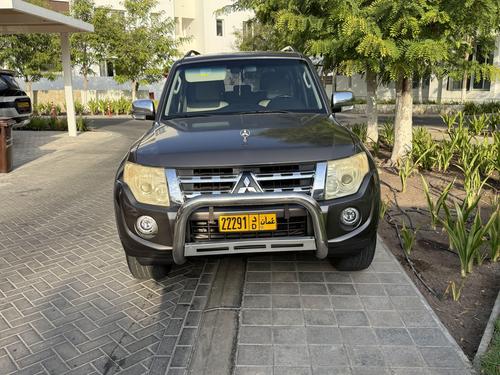 Mitsubishi Pajero 2012