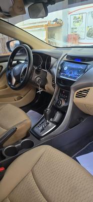 هيونداي إلنترا 2014