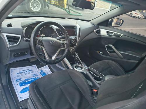 Hyundai Veloster 2013