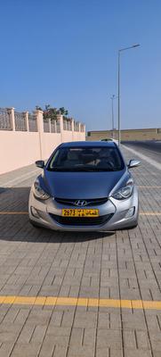 هيونداي إلنترا 2012