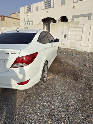 هيونداي اكسنت 2012