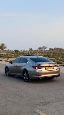 Lexus ES 350 2019