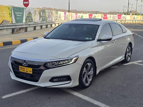 هوندا أكورد 2018