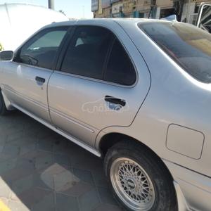 Nissan Sunny 1999