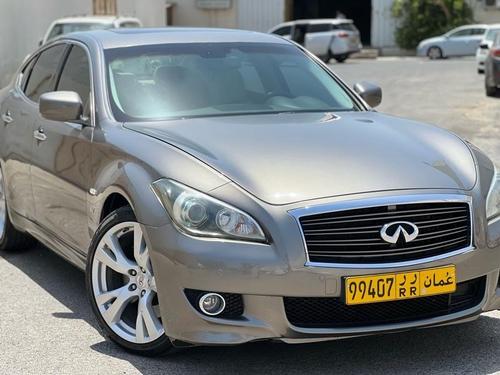 Infiniti Q70 2015