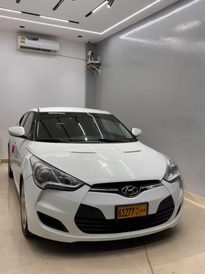 Hyundai Veloster 2012