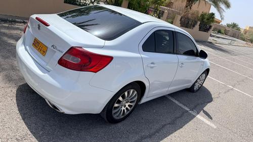 سوزوكى كيزاشى 2012