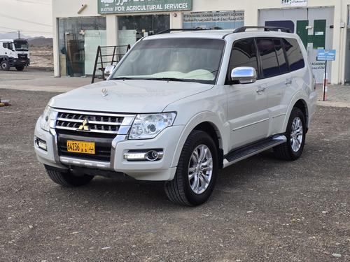 Mitsubishi Pajero 2020