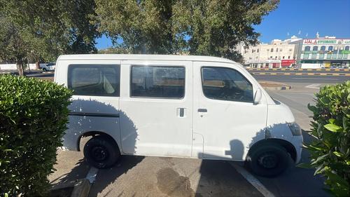 Daihatsu Gran max 2014
