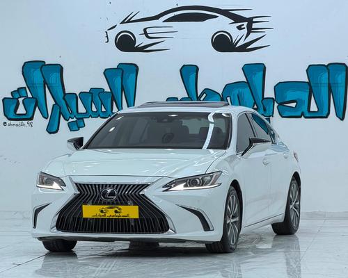 Lexus ES 350 2021
