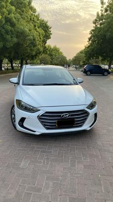 هيونداي إلنترا 2017