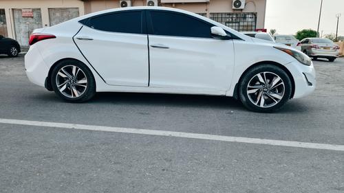 Hyundai Elantra 2016