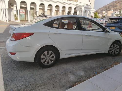 Hyundai Accent 2015