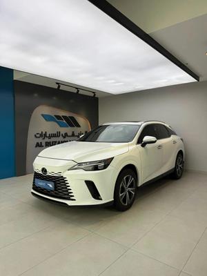 لكزس Rx 2025