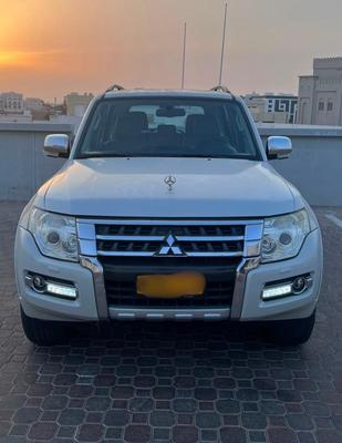 Mitsubishi Pajero 2016