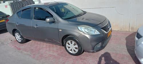 Nissan Sunny 2012
