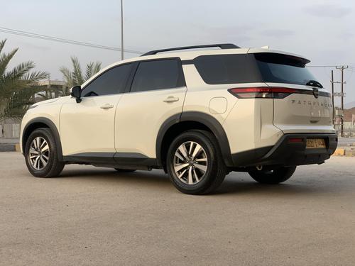 Nissan Pathfinder 2022