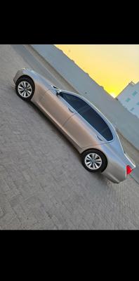 BMW 740 2011