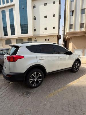 تويوتا راف فور 2015