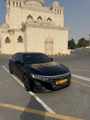 هوندا أكورد 2018