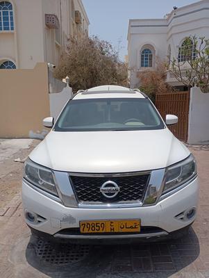 نيسان باثفايندر 2014