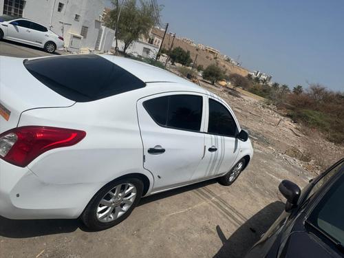 Nissan Sunny 2014
