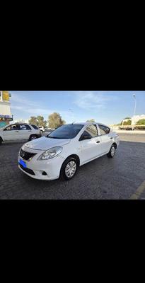 Nissan Sunny 2013