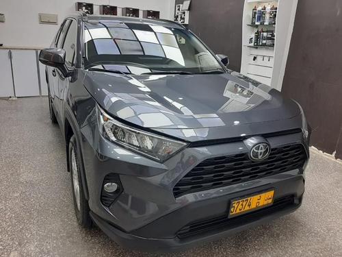 تويوتا راف فور 2019