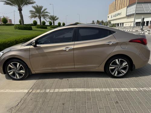 هيونداي إلنترا 2015