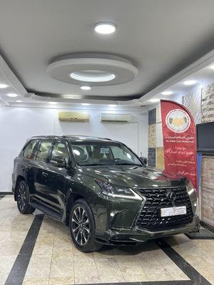 Lexus LX 570 2021
