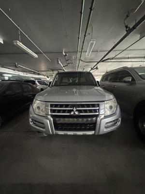 Mitsubishi Pajero 2015