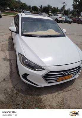 Hyundai Elantra 2017