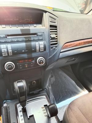 Mitsubishi Pajero 2012