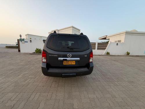 Nissan Pathfinder 2011