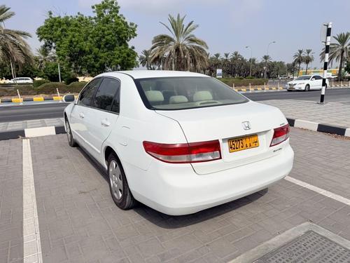 هوندا أكورد 2005
