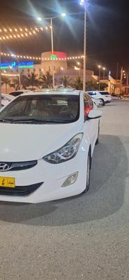 Hyundai Elantra 2012