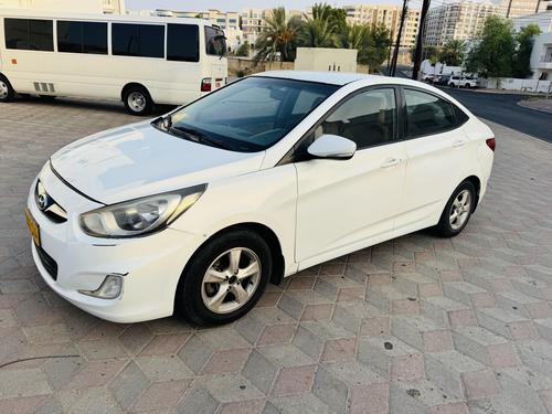 Hyundai Accent 2013