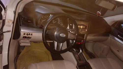 Subaru Legacy 2011