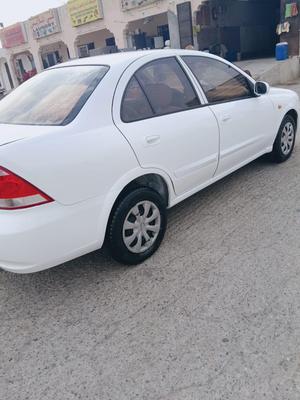 Nissan Sunny 2011