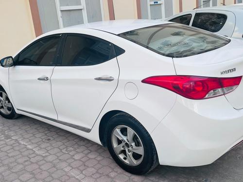 هيونداي إلنترا 2014