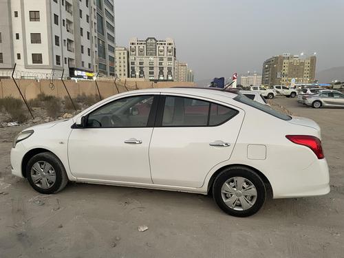Nissan Sunny 2018