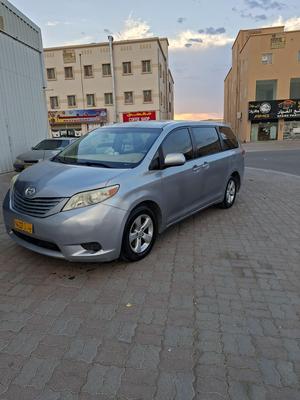 Toyota Sienna 2013